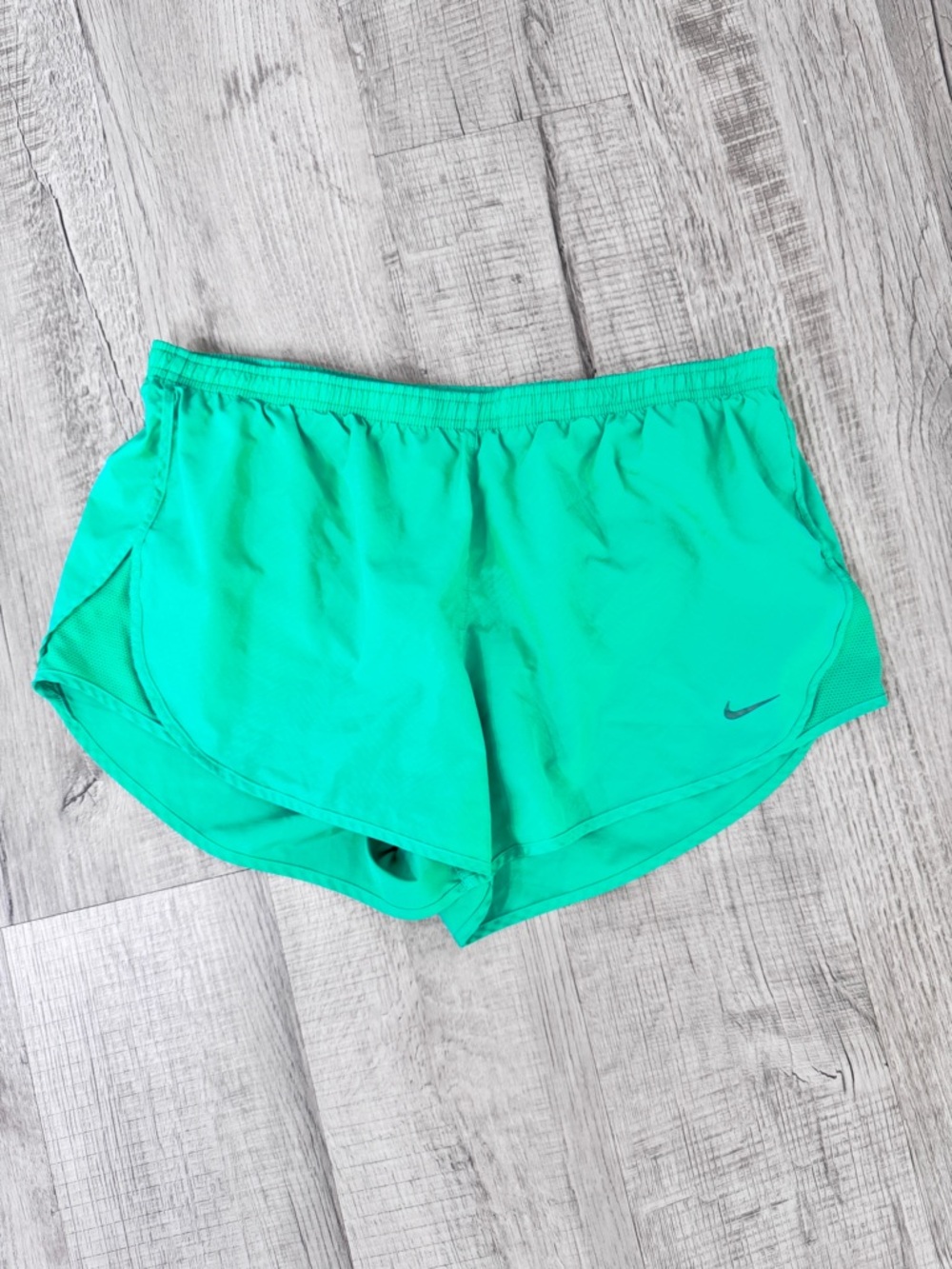 Nike Tempo Running Shorts Teal Mint Green Dri-Fit Mesh Performance Large L